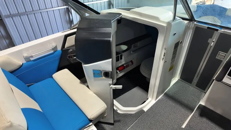 Slide: The Image of MasterCraft X26 2018 - 52