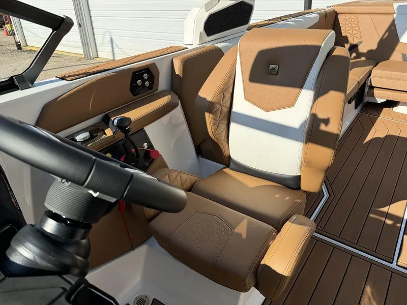 Slide: The Image of Nautique Super Air Nautique GS24 2024 - 3