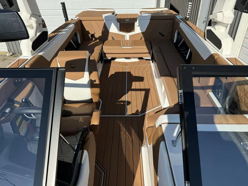Slide: The Image of Nautique Super Air Nautique GS24 2024 - 4
