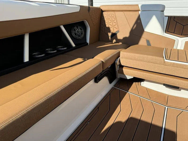 Slide: The Image of Nautique Super Air Nautique GS24 2024 - 6