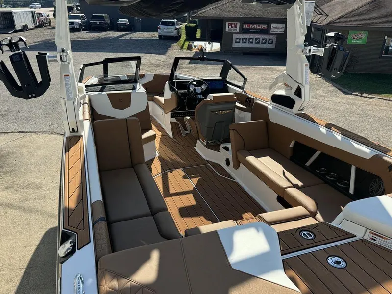 Slide: The Image of Nautique Super Air Nautique GS24 2024 - 9