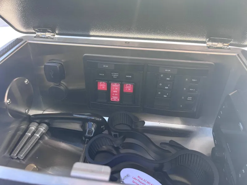 Slide: The Image of Supreme S220 2025 - 6