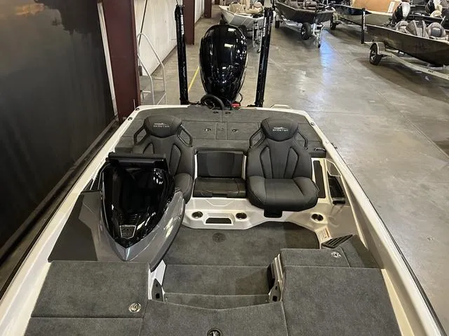 Slide: The Image of 2025 Skeeter ZXR20 boat interior with Yamaha 250 engine, featuring sleek seating and modern design. - 13
