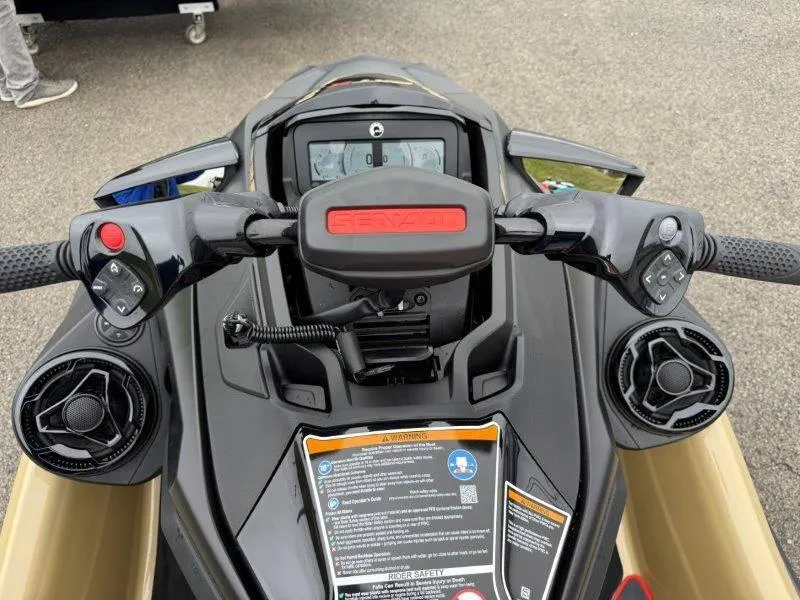 Slide: The Image of Sea-Doo RXT-X 325 2025 - 23