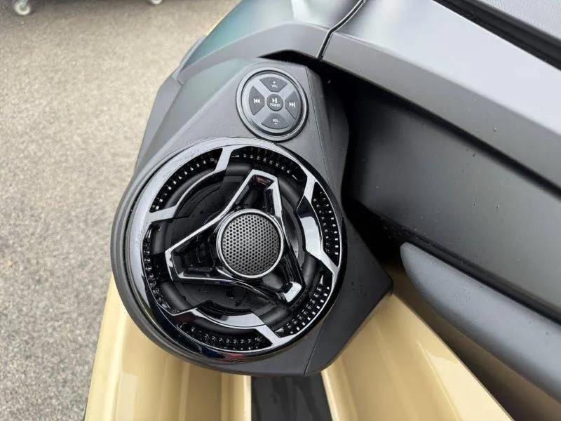 Slide: The Image of Sea-Doo RXT-X 325 2025 - 9