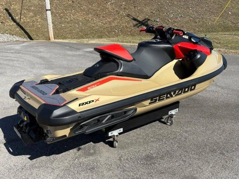 Slide: The Image of Sea-Doo RXP-X 325 2025 - 28