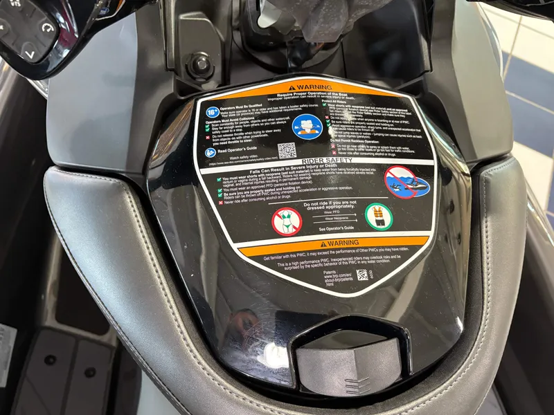 Slide: The Image of Sea-Doo GTR-X 300 2025 - 30