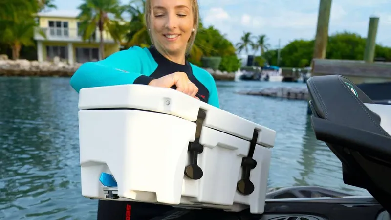 Slide: The Image of Sea-Doo GTR 230 2025 - 3