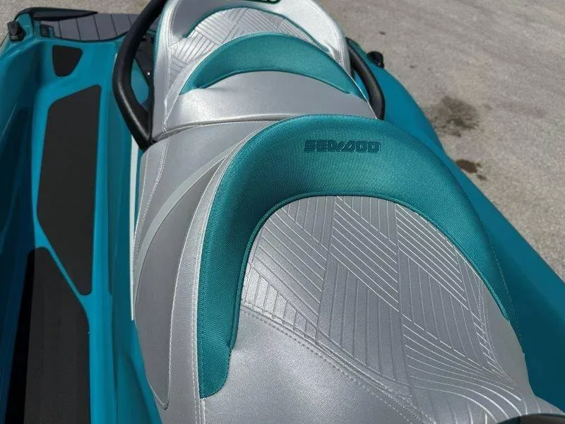 Slide: The Image of Sea-Doo GTX Limited 325 w/ Sound 2025 - 29