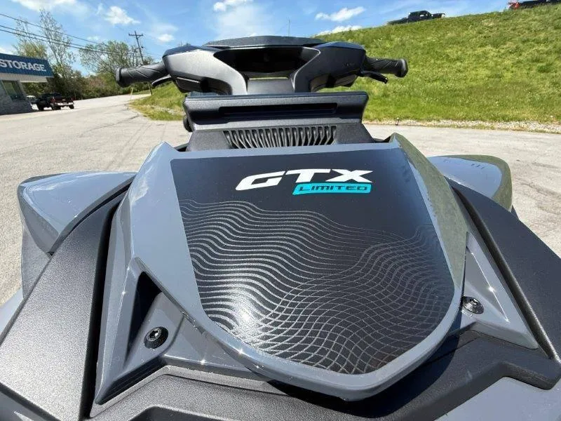 Slide: The Image of Sea-Doo GTX Limited 325 w/ Sound 2025 - 37