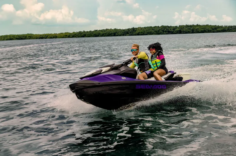 Slide: The Image of Sea-Doo GTI SE 130 2025 - 3