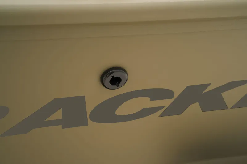 Slide: The Image of Tracker Grizzly 2072 CC Sportsman Kicker 2025 - 81