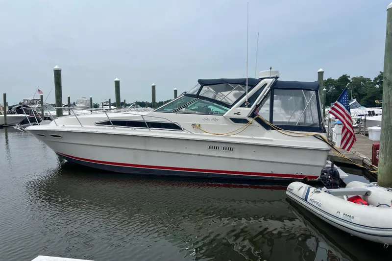 Slide: The Image of Sea Ray 340 Express Cruiser 1988 - 9