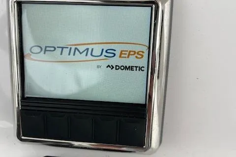 Slide: The Image of Optimus EPS by Dometic display on 2025 Twin Vee 280 GFX2 CC boat. - 29