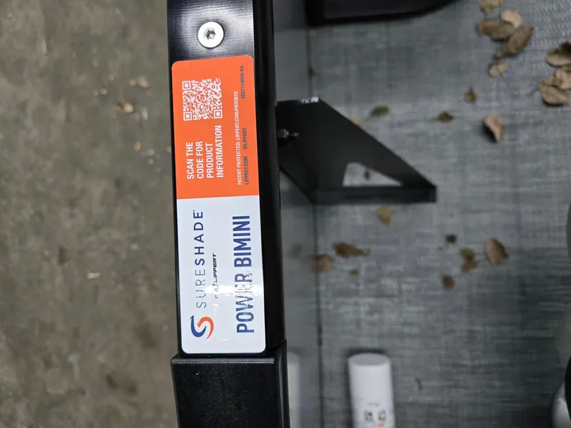 Slide: The Image of Sweetwater 2486SFL 2025 - 12