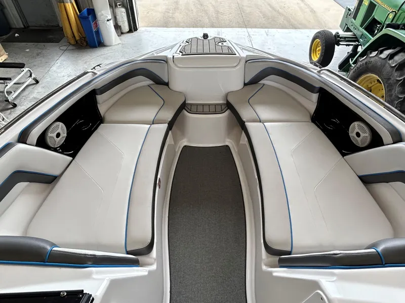 Slide: The Image of 2020 Yamaha AR 240 boat interior with spacious seating and modern design. - 14