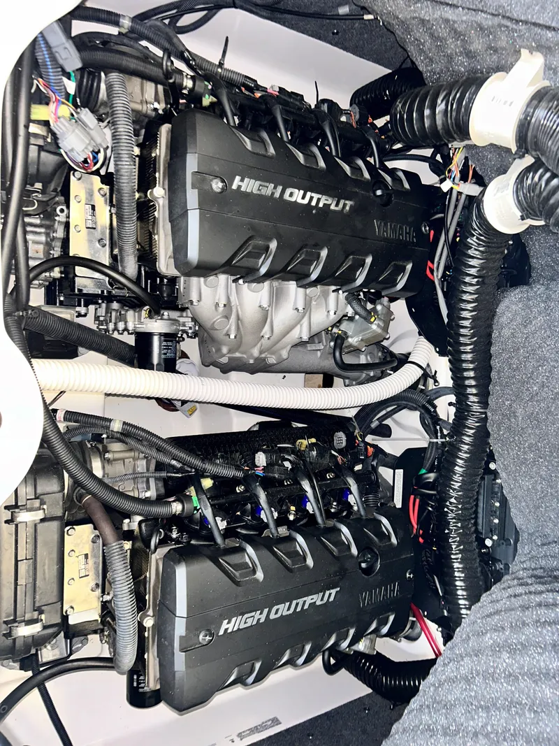 Slide: The Image of 2020 Yamaha AR 240 boat engines, high output, detailed view. - 15