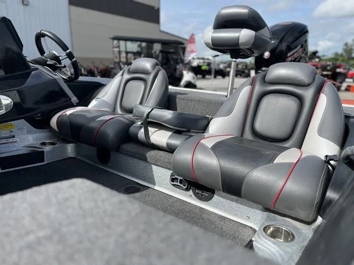 Slide: The Image of Ranger Z175 2021 - 10