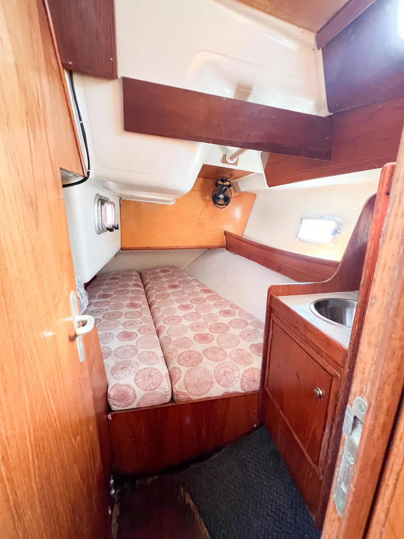 Slide: The Image of Interior of Jeanneau Voyage 11.20 yacht, year 1989. - 23
