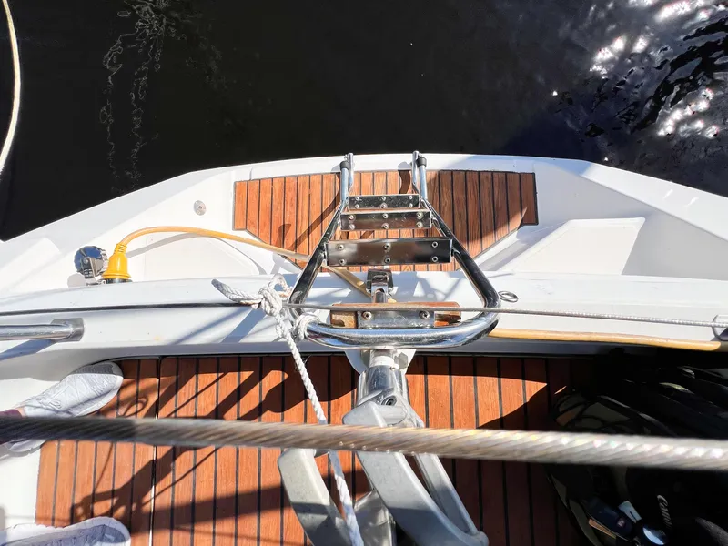 Slide: The Image of Deck view of Jeanneau Voyage 11.20 yacht, year 1989. - 46
