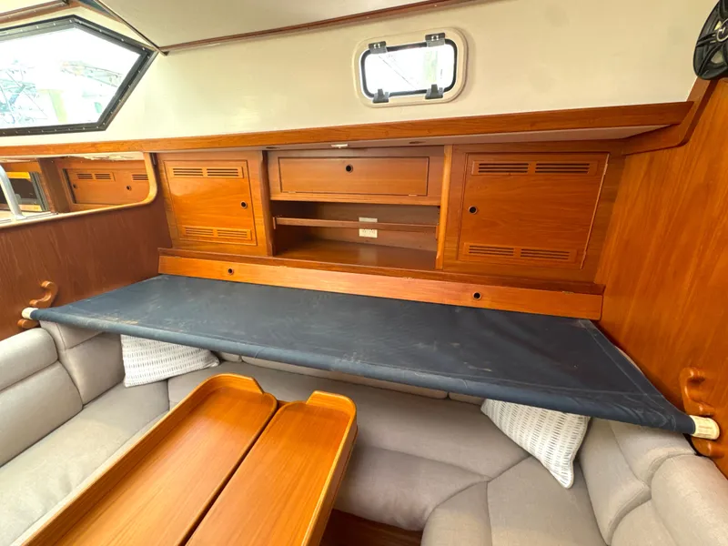 Slide: The Image of Bowman 48 Aft Cockpit 1999 - 80