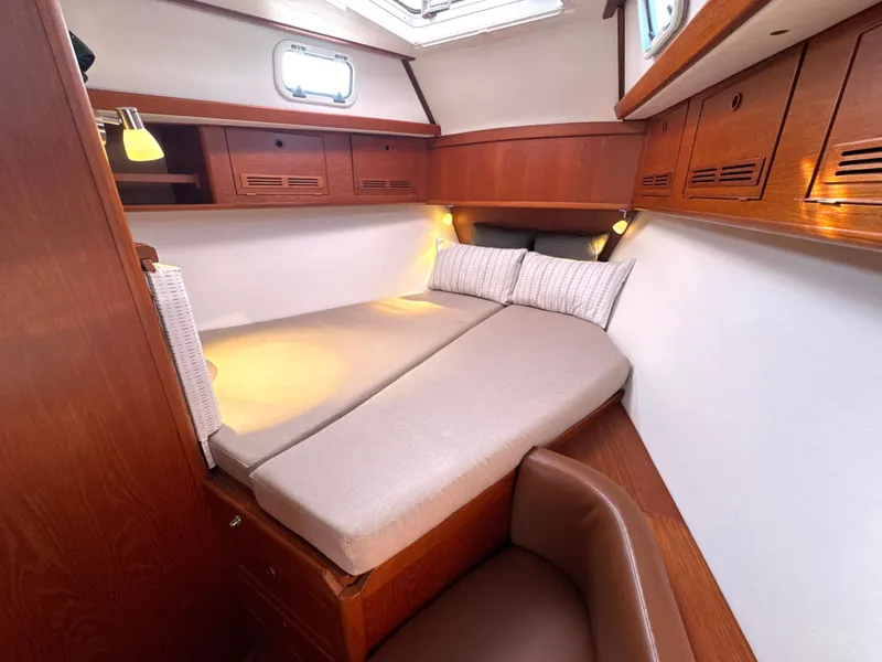 Slide: The Image of Bowman 48 Aft Cockpit 1999 - 85