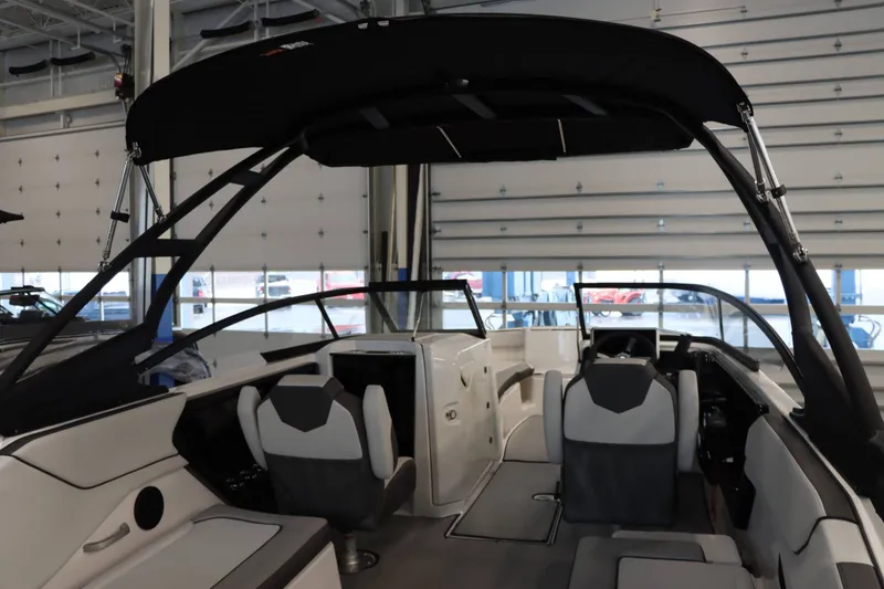 Slide: The Image of Yamaha AR250 2025 - 10