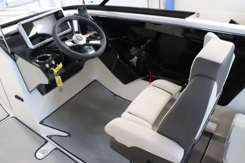 Slide: The Image of Yamaha AR250 2025 - 14