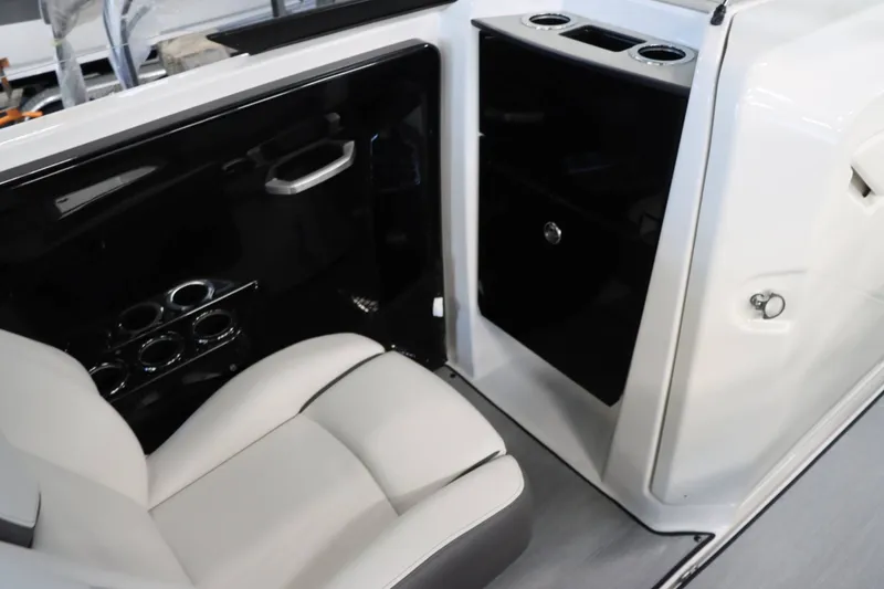 Slide: The Image of Yamaha AR250 2025 - 18