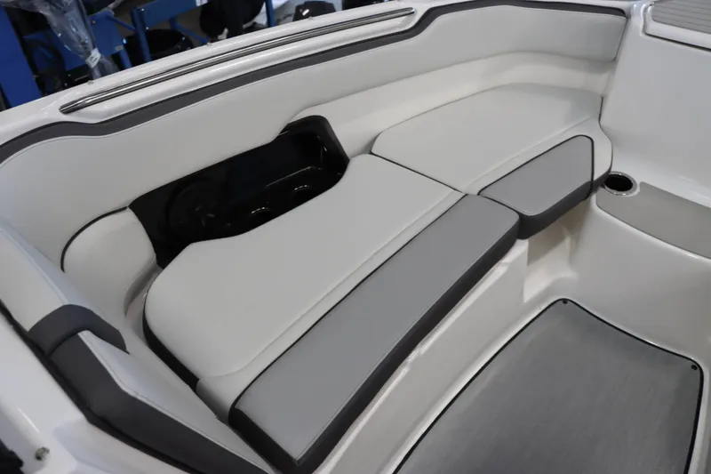 Slide: The Image of Yamaha AR250 2025 - 22