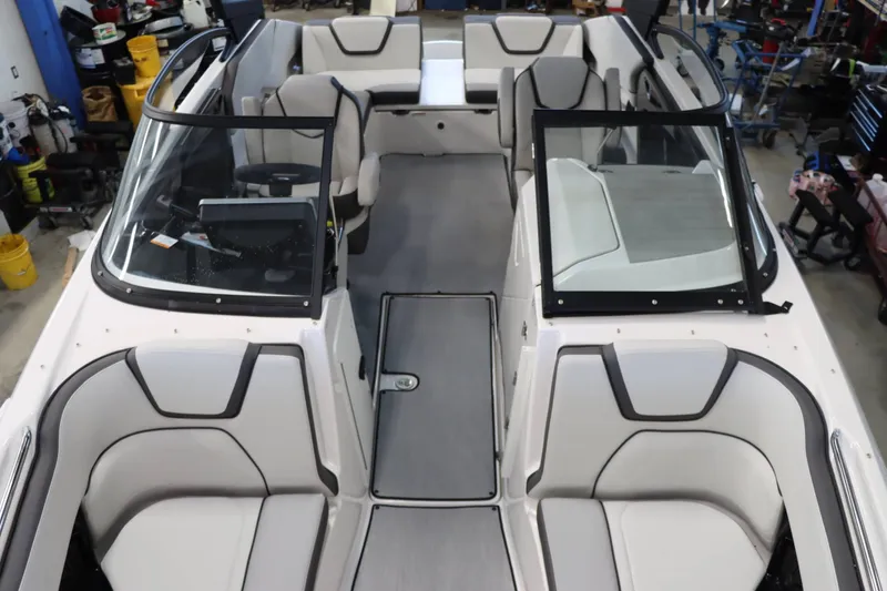 Slide: The Image of Yamaha AR250 2025 - 24