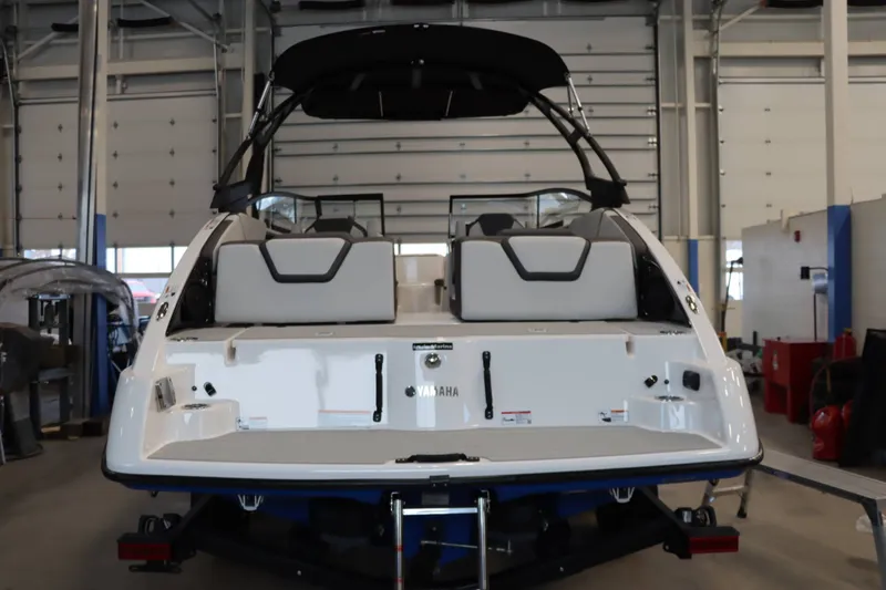 Slide: The Image of Yamaha AR250 2025 - 6