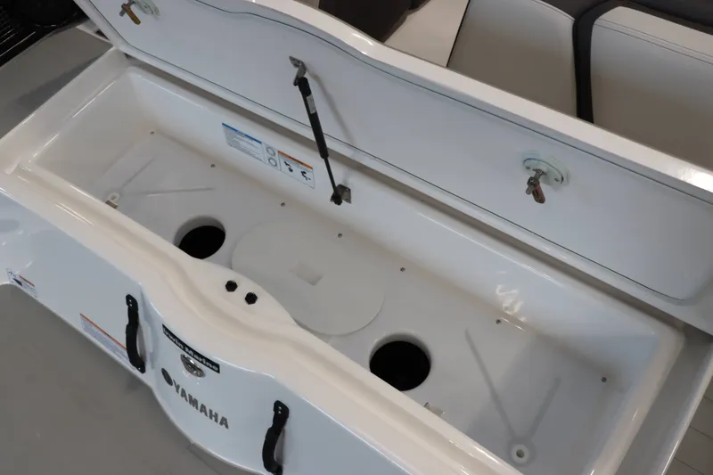 Slide: The Image of Yamaha AR250 2025 - 8