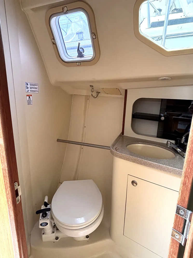 Slide: The Image of Hunter 320 2001 - 87