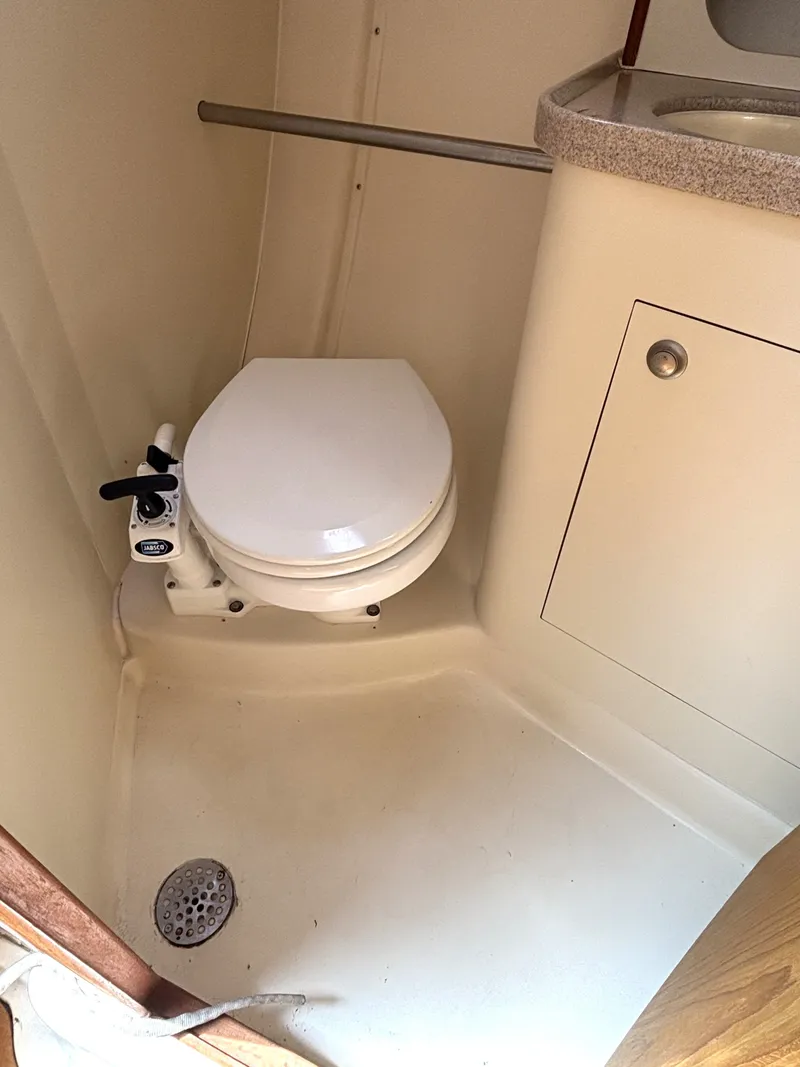 Slide: The Image of Hunter 320 2001 - 88