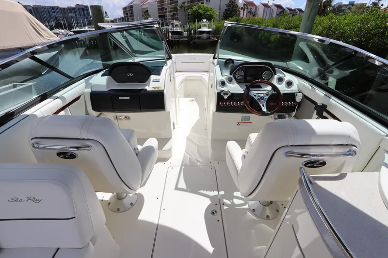 Slide: The Image of Interior of a 2009 Sea Ray 270 Select EX boat with helm. - 17