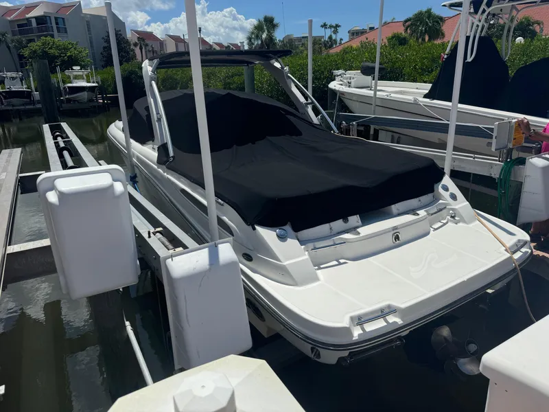 Slide: The Image of 2009 Sea Ray 270 Select EX boat docked. - 42