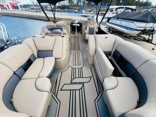 Slide: The Image of Luxurious 2024 Starcraft SLS-3 boat interior with spacious seating and elegant design. - 10