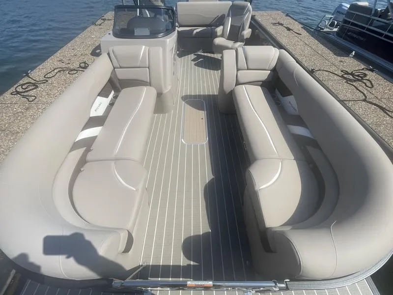 Slide: The Image of Sylvan S-5 DLZ DH 2024 - 5