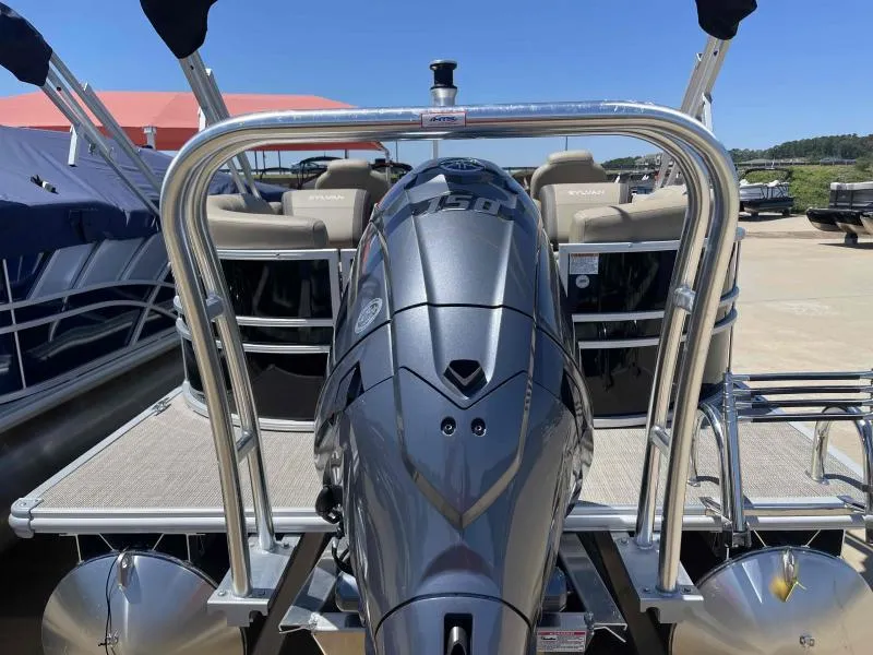 Slide: The Image of Sylvan Mirage 8524 LZ 2024 - 6