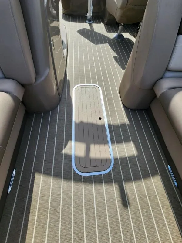 Slide: The Image of Starcraft MX 25 Q DH 2024 - 6