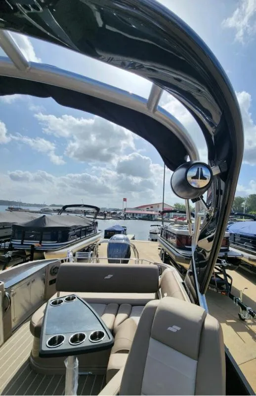 Slide: The Image of Starcraft MX 25 Q DH 2024 - 8