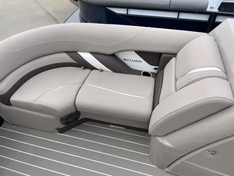 Slide: The Image of Sylvan S-3 LZ 2024 - 9