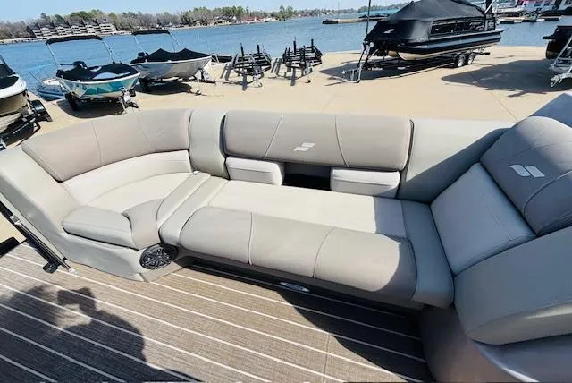 Slide: The Image of Starcraft MX 25 Q DC 2023 - 11