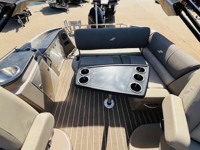 Slide: The Image of Starcraft MX 25 Q DC 2023 - 16