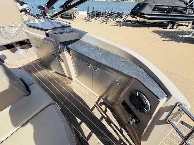 Slide: The Image of Starcraft MX 25 Q DC 2023 - 21