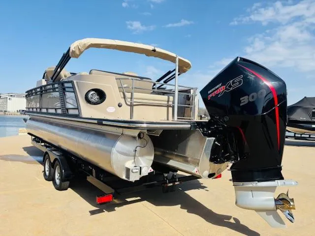 Slide: The Image of Starcraft MX 25 Q DC 2023 - 5