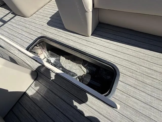 Slide: The Image of Harris SOLSTICE 250 2024 - 18