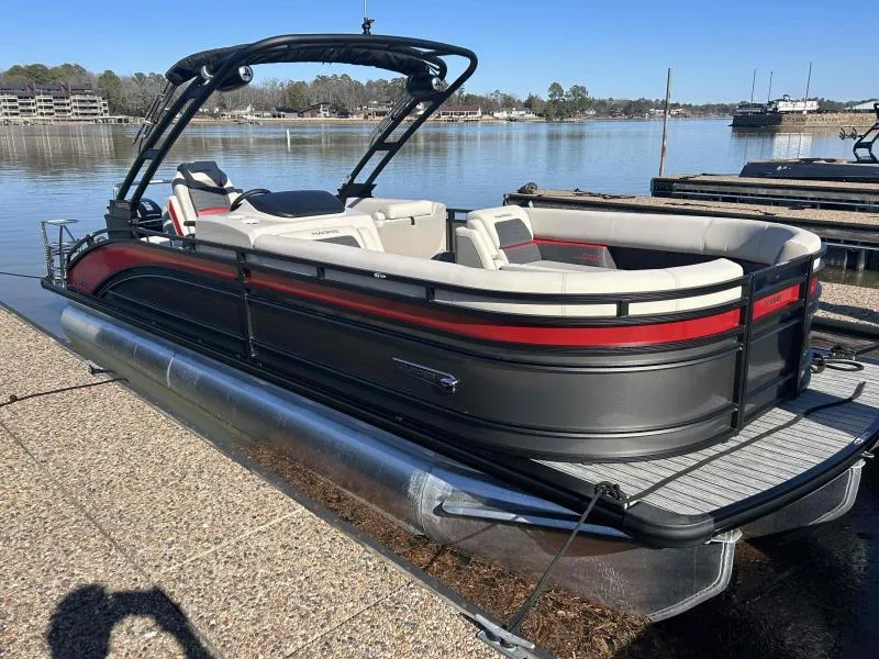 Slide: The Image of Harris SOLSTICE 250 2024 - 7