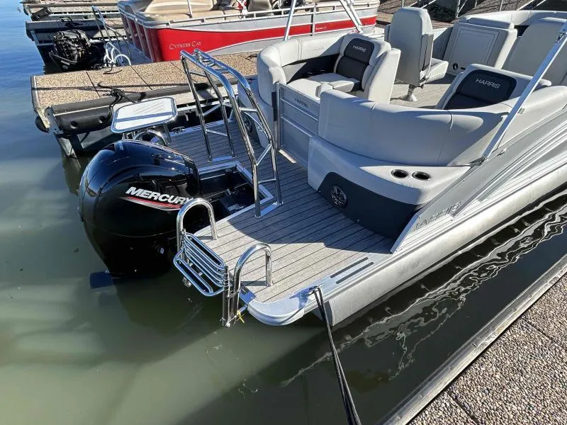 Slide: The Image of Harris HCX 23 CRUISER 230 2024 - 6